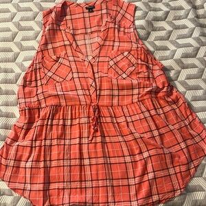 Torrid top. Size 3. Plaid design.